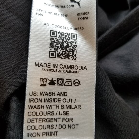 PUMA Women's Short Sleeve Athletic Top Black With Pink Logo Size Medium NWT - Picture 9 of 10